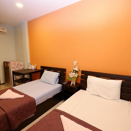 Amornrat Place Nakhon Phanom Esterno foto